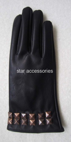 leather gloves with sequins