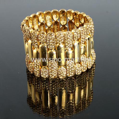 gold bracelet