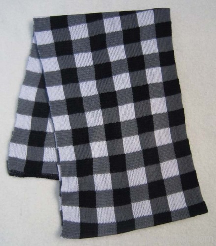 acrylic checked knitted scarf