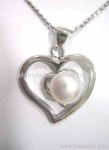 pearl pendant