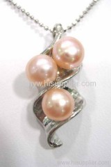 Cultured Pearl Pendant