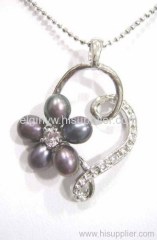 pearl pendant