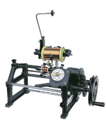 Hand-driven auto wire spread machine