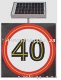 Solar traffic light with monocrystalline silicon