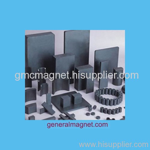 Sintered hard ferrite magnets