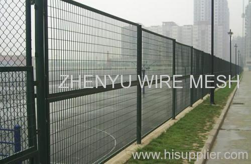 wire mesh fence