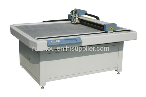 Computerized carton sample cutter