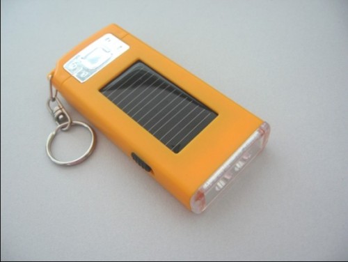 2 pcs strawhat solar led key chains