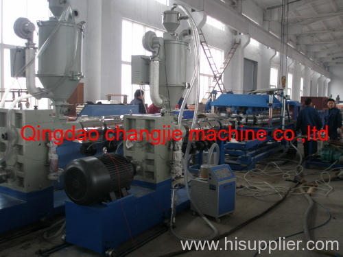 PE double wall corrugated pipe extruding machine