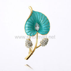 Pretty Flower Brooches