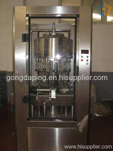 Low vacuum filling machine