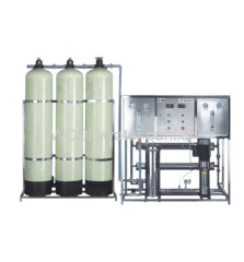Reverse osmosis water treatment machine