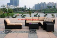 Elegent rattan sofa