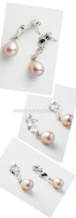 White Fresh Water Pearl Earring