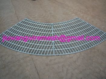 Steel grating