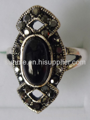 Eurpe Fashion Diamond Retro Ring