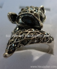 Popular Retro Ring