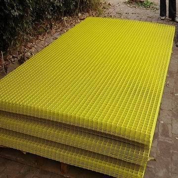 Welded wire mesh panel