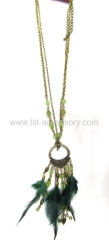 Charm Feather Necklace