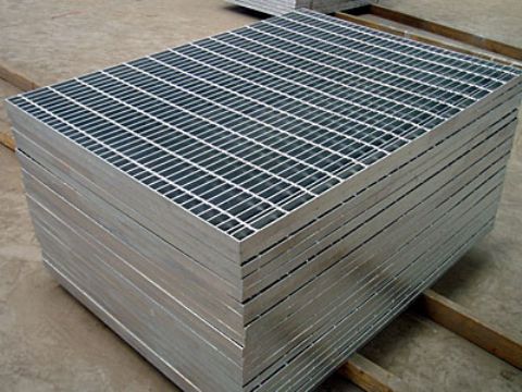 Steel grating