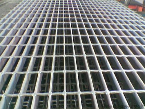 Steel grating