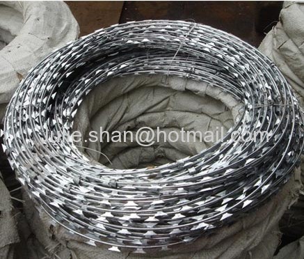 Spiral razor wire