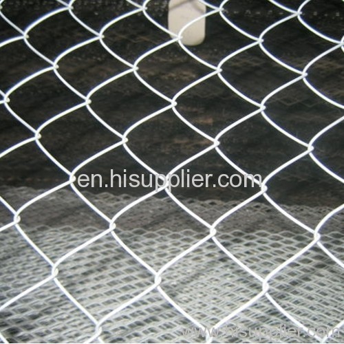 Galvanized chain link fence mesh