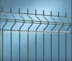 Curvy Welded Wire Fence