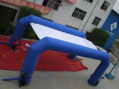 Inflatable tent with two arches