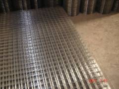 Welded wire mesh panel