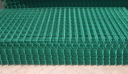 Welded wire mesh panel