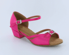 girls' shoes