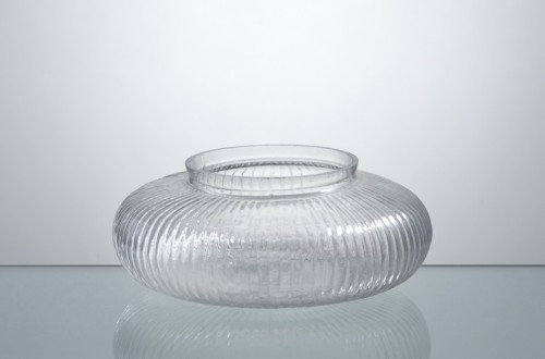 Round clear glass candle holder