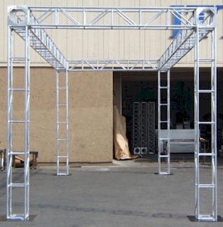 Circular and square truss display