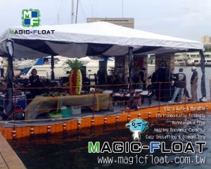 Floating Cafe and Restaurant
