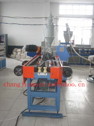 PE/PVC single wall corrugation pipe production line