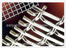 Crimped wire mesh