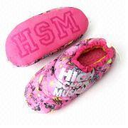 Warm Indoor Slippers, Available in Sizes of 36 to 41 for Women and 41 to 45 for Men