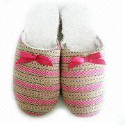 Indoor Slippers in Customized Designs, Made of Textile Upper and Soft Terry Insole