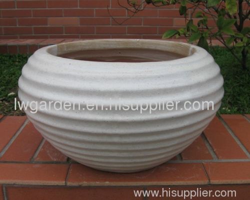 Large outdoor flower pots