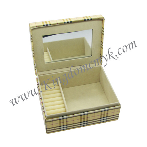 Square Grid Make up Case