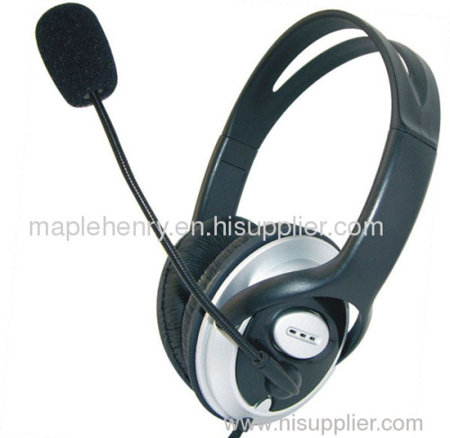 computer big earphone