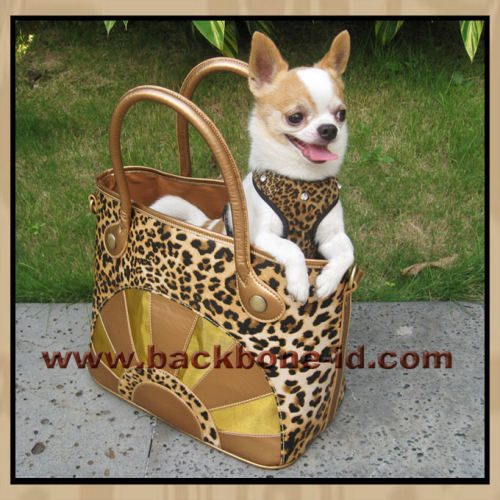 pet carrier