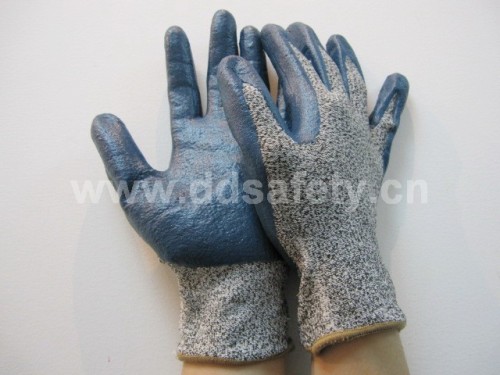 nitrile foam coated cut resistant glove