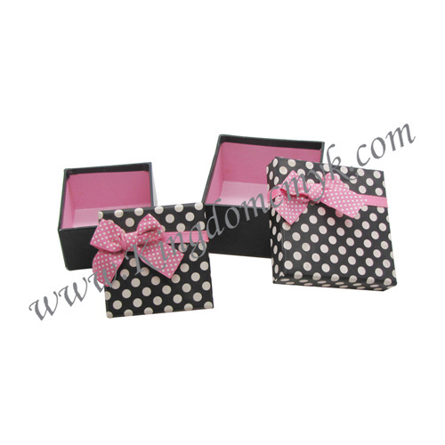 White Dot Gift Set Boxes