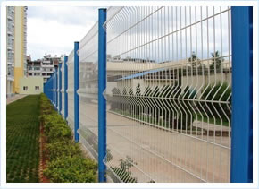 Curvy Welded Fence