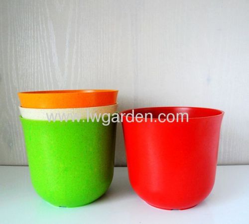 Biodegradable patio flower pot