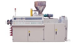 Double-screw serious extruder