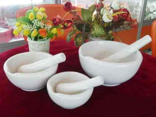 Ceramic mortar ceramic pestle