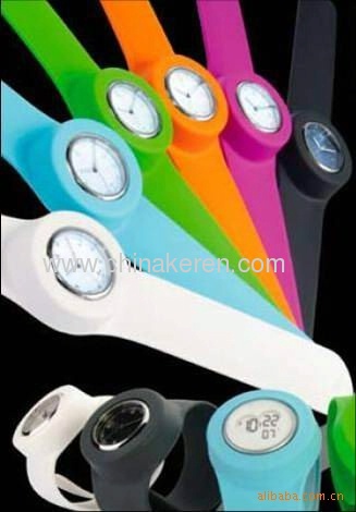 Hot Sell Fashion Silicone slap watchs